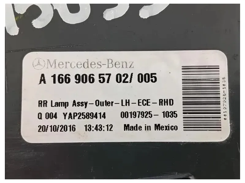 Fanale POST SX A 166 906 57 02 Mercedes Classe GLE W166 2015