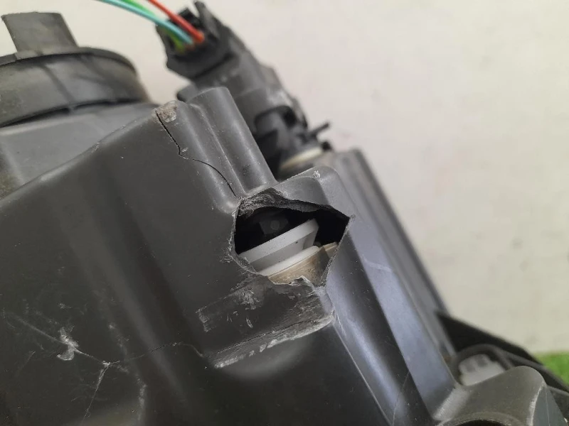 Proiettore ANT SX DANNEGGIATO 9820060680 Citroen C3 III 2016