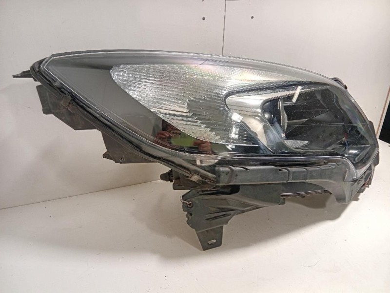 Proiettore ANT DX 39009024 DESTRO DX Opel Zafira C 2012