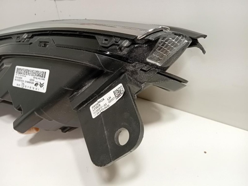 Proiettore ANT SX 9833480680-03 Citroen C3 III 2016