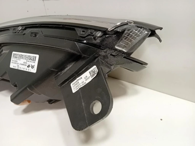 Proiettore ANT SX 9833480680-03 Citroen C3 III 2016