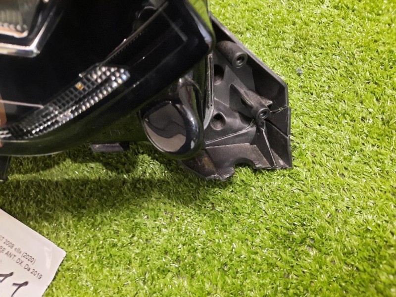 Proiettore ANT DX 9833036180 Peugeot 2008 II 2020