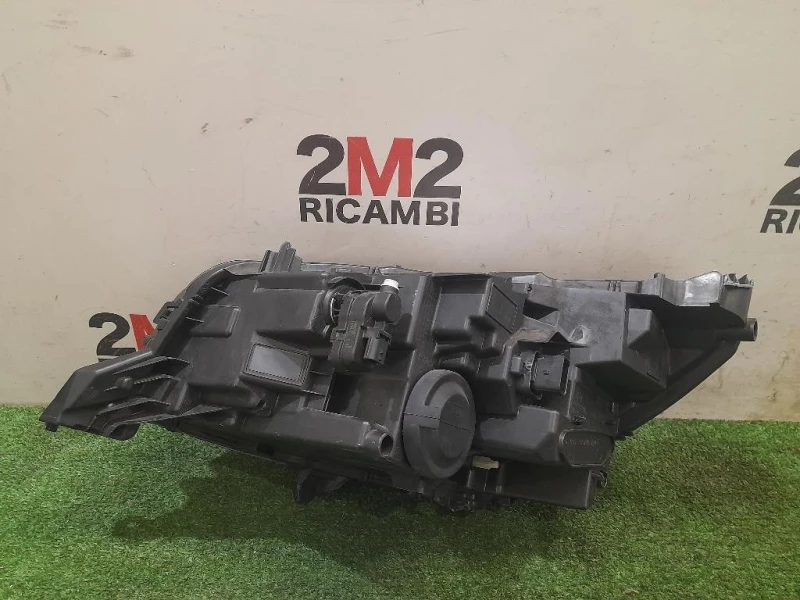 Proiettore ANT DX 90200108 Peugeot 208 I 2012