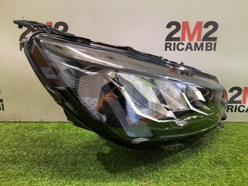 Proiettore ANT DX 9833036180 Peugeot 208 II 2019