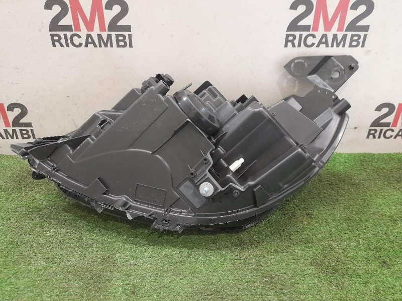 Proiettore ANT DX 9833036180 Peugeot 208 II 2019