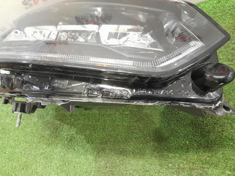 Proiettore ANT DX 9833036180 Peugeot 208 II 2019