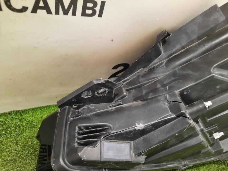 Proiettore ANT DX 9826572680 Peugeot 3008 II 2016