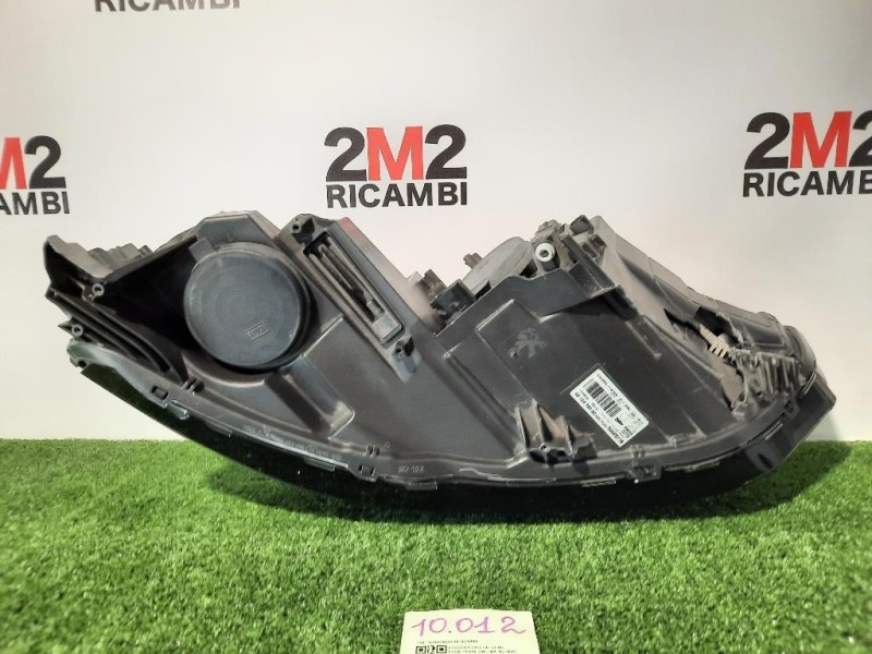 Proiettore ANT DX 1616878080 9810478080 Peugeot 3008 II 2016