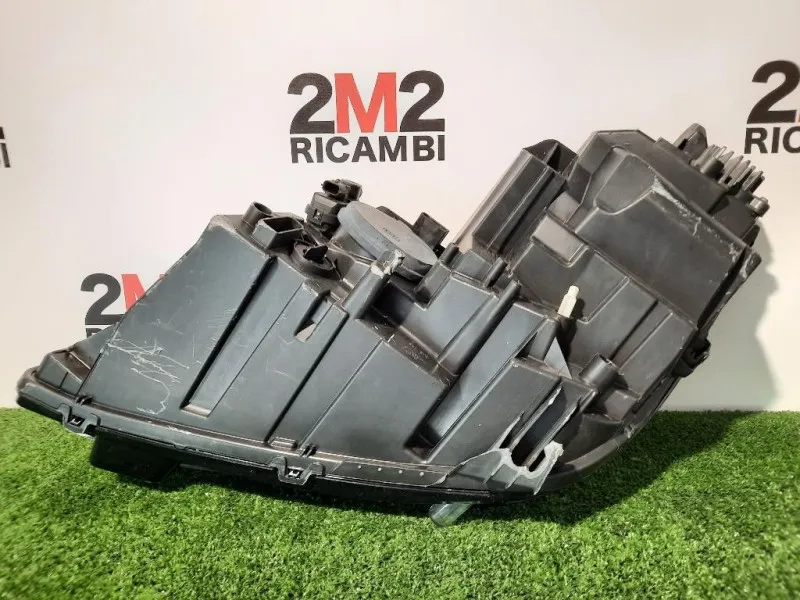 Proiettore ANT DX 1616878080 9810478080 Peugeot 3008 II 2016