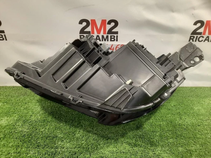 Proiettore ANT DX 98 362 301 8089914772 Peugeot 3008 II 2016