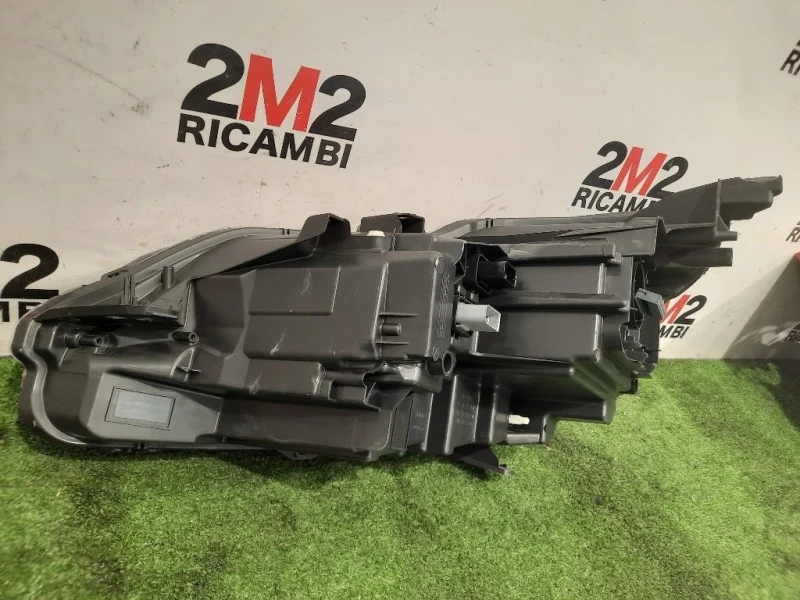 Proiettore ANT DX 98 362 301 80 Peugeot 3008 II 2016