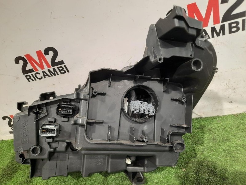 Proiettore ANT DX 98 362 301 80 Peugeot 3008 II 2016