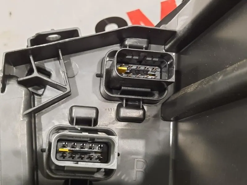 Proiettore ANT DX 9836230180 Peugeot 3008 II 2016