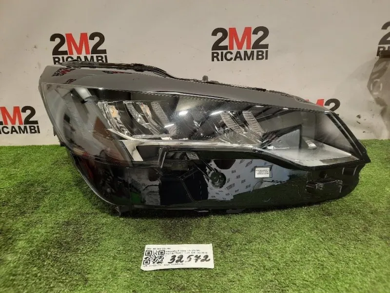 Proiettore ANT DX 9836230180 Peugeot 3008 II 2016