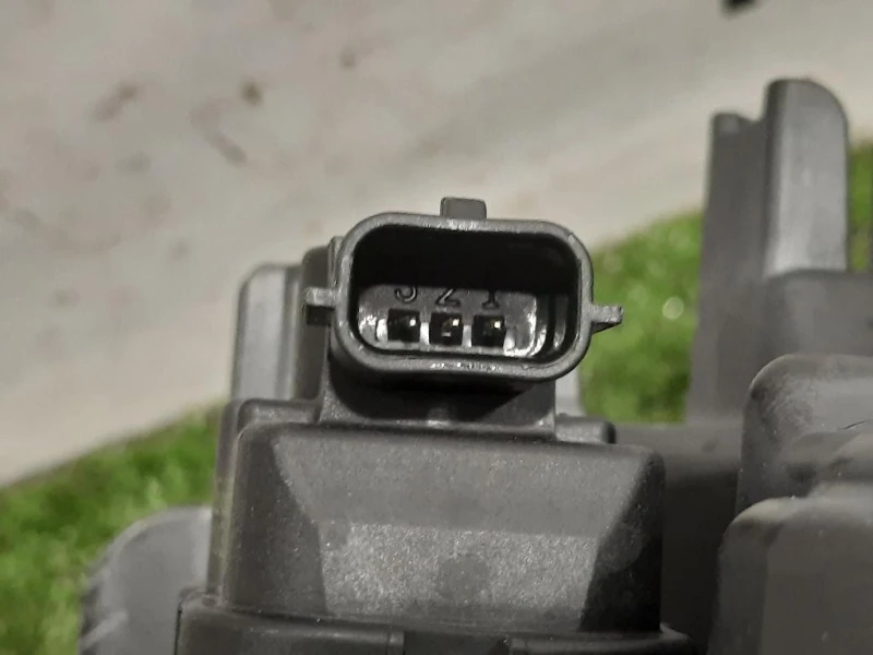 Proiettore ANT SX 260602287R Dacia Duster II 2018