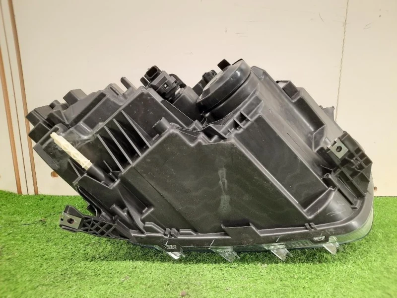 Proiettore ANT SX 260602465R Dacia Duster II 2018