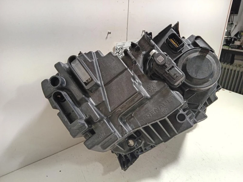 Proiettore ANT SX 260602465R Dacia Duster II 2018