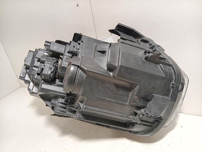 Proiettore ANT SX 260602465R Dacia Duster II 2018