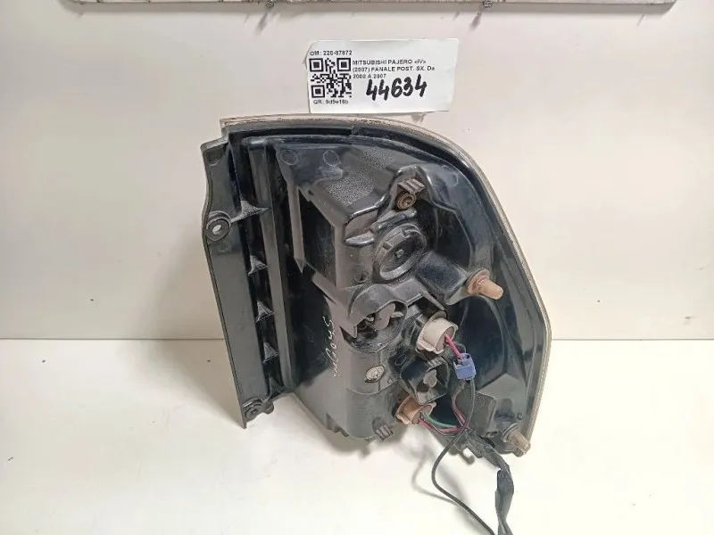 Fanale POST SX 220-87872 Mitsubishi Pajero IV 2007