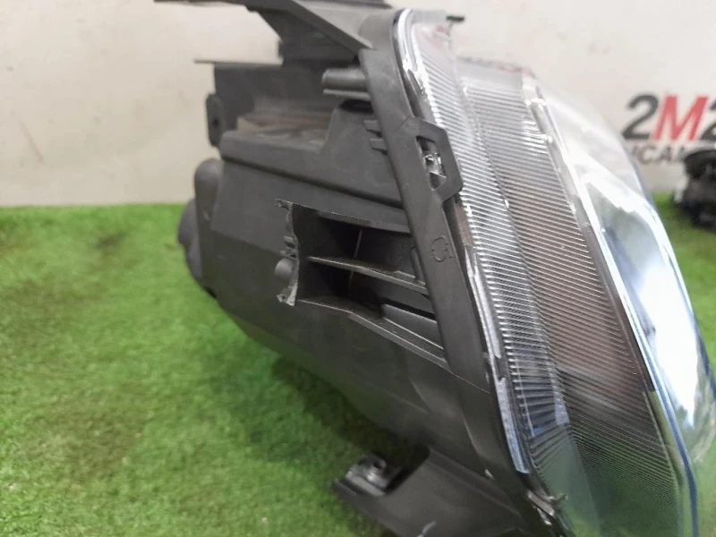 Proiettore ANT SX 260602287R Dacia Duster II 2018