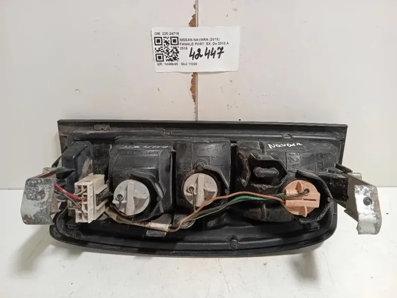 Fanale POST SX 220-24716 Nissan Navara 2010