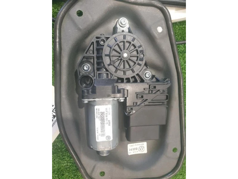 Alzacristallo Porta POST SX 1K4839461A Volkswagen GOLF V 2004