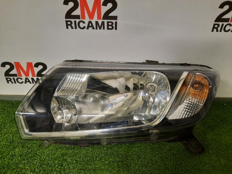 Proiettore ANT SX 260601236R Dacia Sandero Stepway II 2016