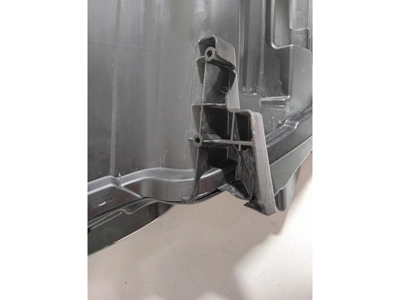 Proiettore ANT DX 260104900R Renault Captur I 2017