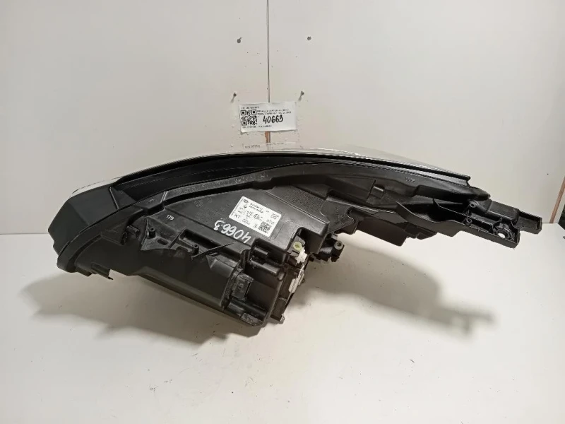 Proiettore ANT DX 260104900R Renault Captur I 2017