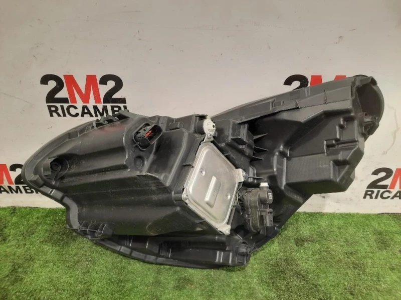 Proiettore ANT DX 260104525R Renault Captur II 2019