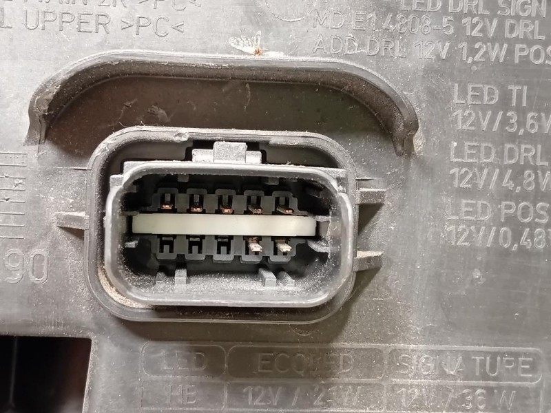 Proiettore ANT DX 260108676R Renault CLIO IV 2013