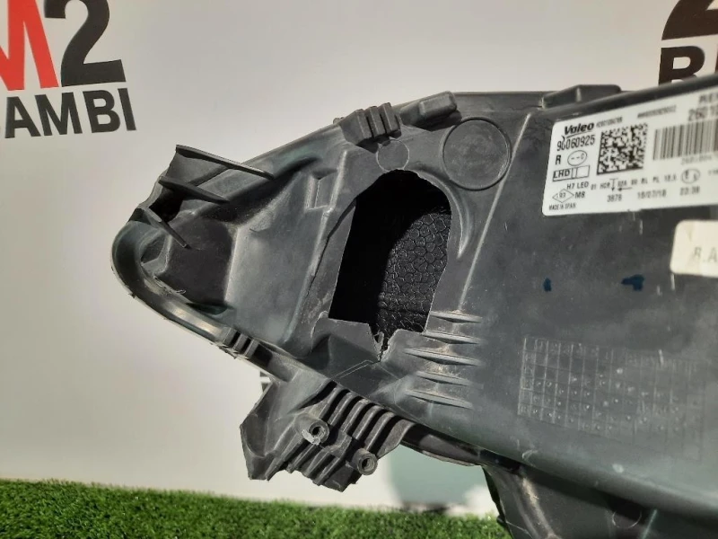 Proiettore ANT DX 260108478R Renault Mégane IV 2016