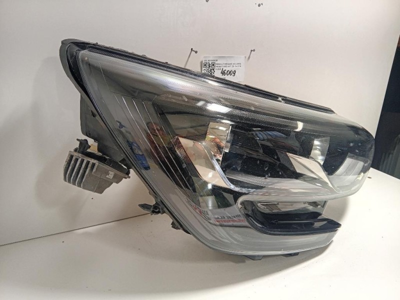 Proiettore ANT DX 260100663R DIFETTI IN FOTO Renault Mégane IV 2016