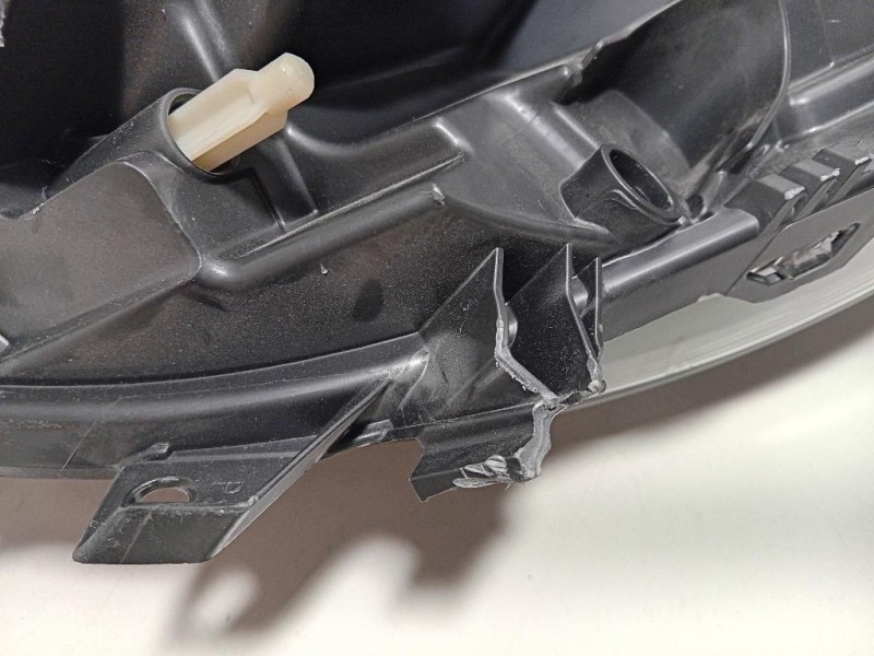 Proiettore ANT DX 260106928R Renault Scénic III X-mod 2012