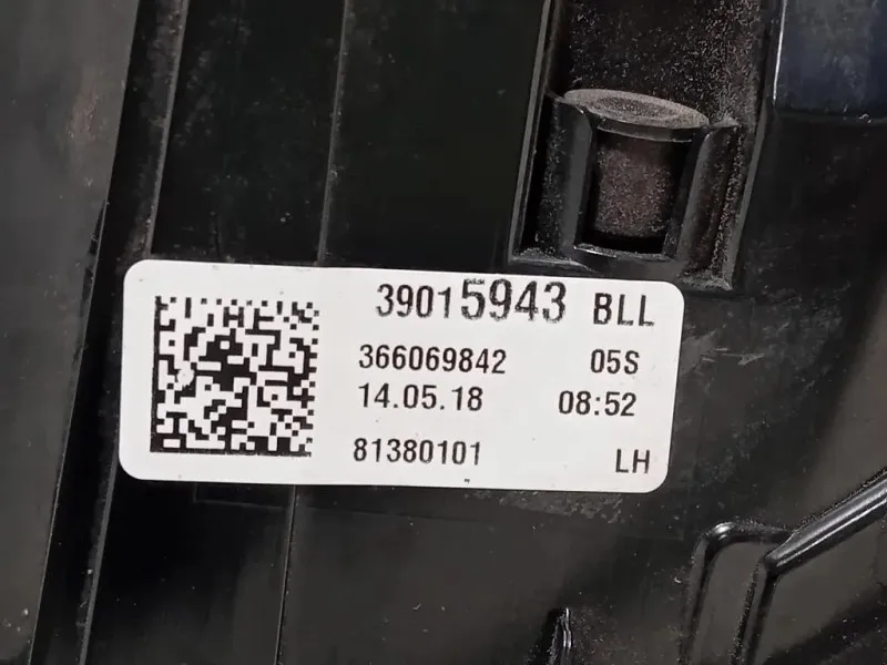 Fanale POST SX 39015943 Opel Astra K 2019