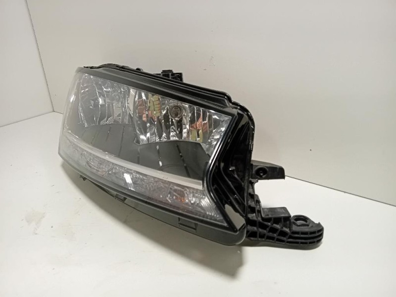 Proiettore ANT DX 6V1941016D 6V2941016D Skoda Fabia NJ3 2018
