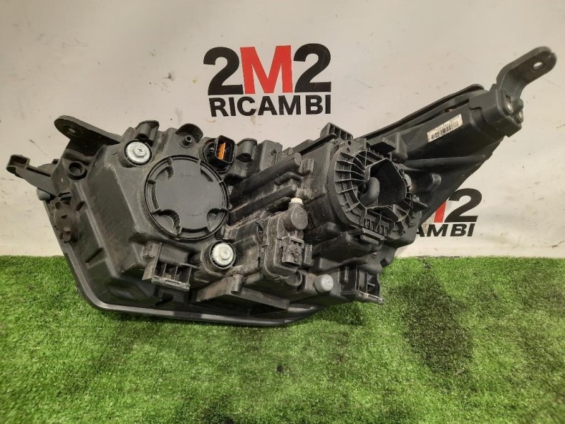 Proiettore ANT DX 83102-35700 Ssangyong Tivoli 2015