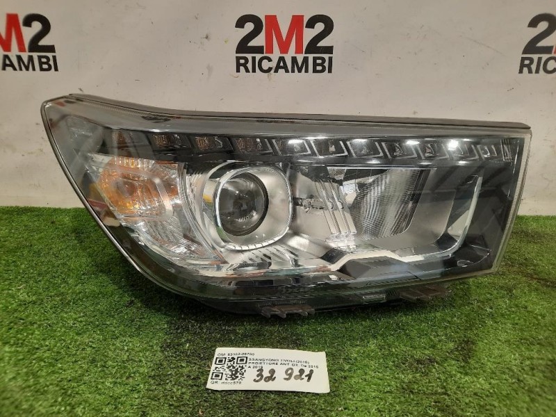 Proiettore ANT DX 83102-35700 Ssangyong Tivoli 2015