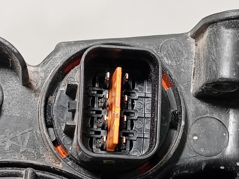 Proiettore ANT DX 83102 35700 Ssangyong Tivoli 2015