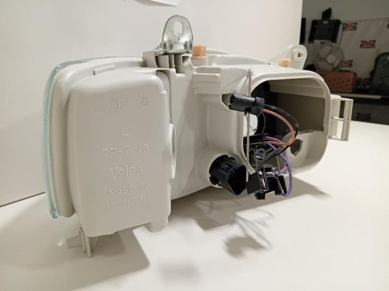 Proiettore ANT SX 95AG 13W030 FC Ford Escort VII 1995