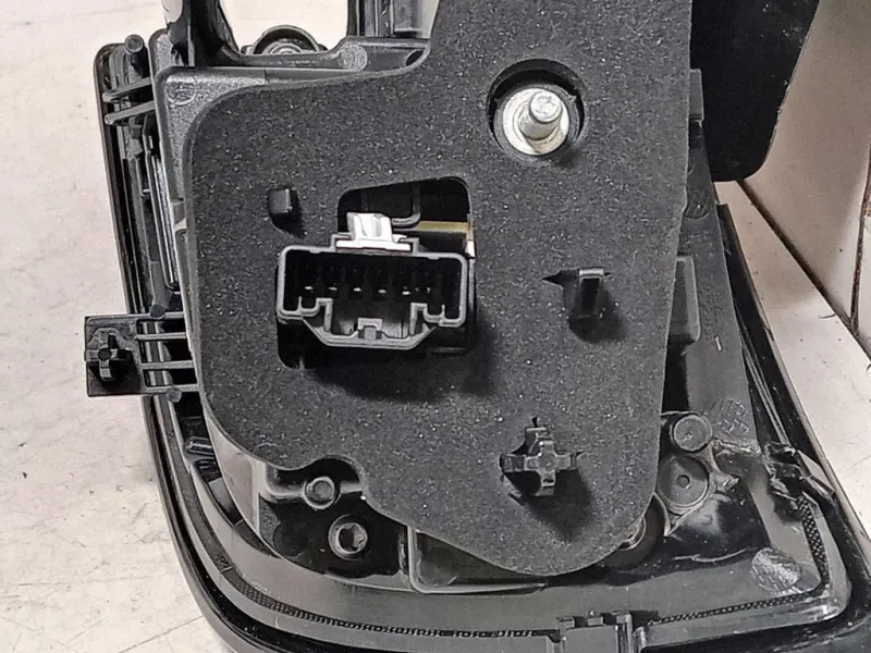 Fanale POST SX 9861335480 Opel Mokka B 2020