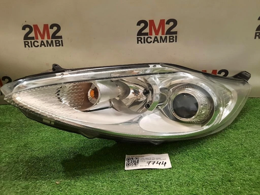 Proiettore ANT SX 8A6113W030CG Ford Fiesta VI 2008