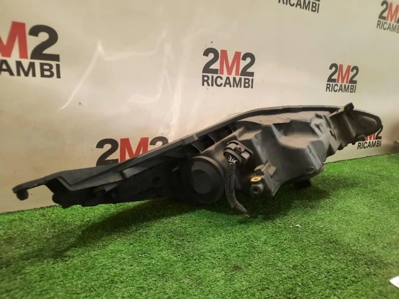 Proiettore ANT SX 8A6113W030CD Ford Fiesta VI 2012