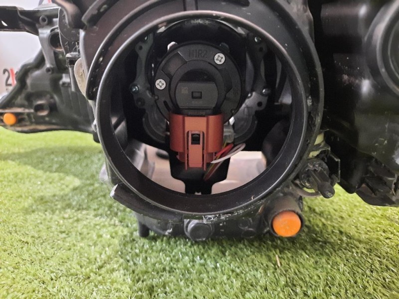 Proiettore ANT DX 8113002J61 Toyota Auris II 2013