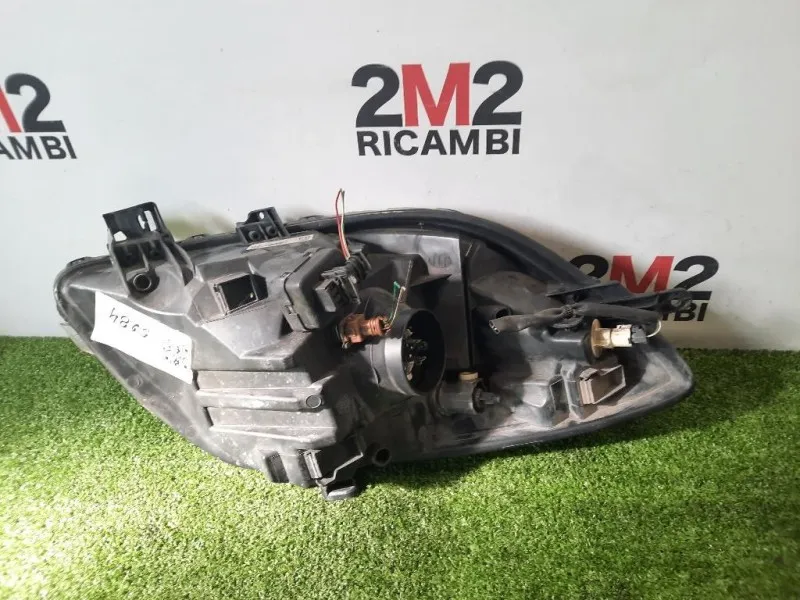 Proiettore ANT DX 811300D120 Toyota Yaris France II 2006