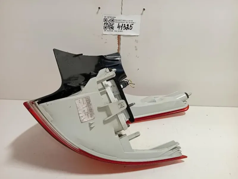 Fanale POST SX 9678074280 Peugeot 2008 I 2016