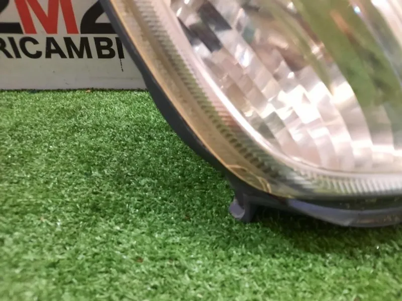 Proiettore ANT DX 811100D08000 Toyota Yaris France II 2006