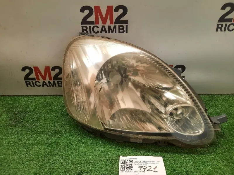Proiettore ANT DX 811100D08000 Toyota Yaris France II 2006