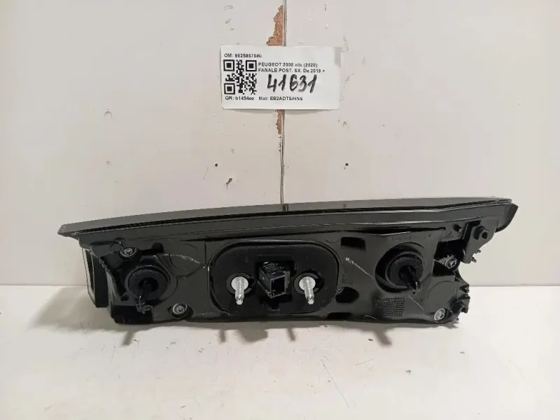Fanale POST SX 9825957580 Peugeot 2008 II 2020