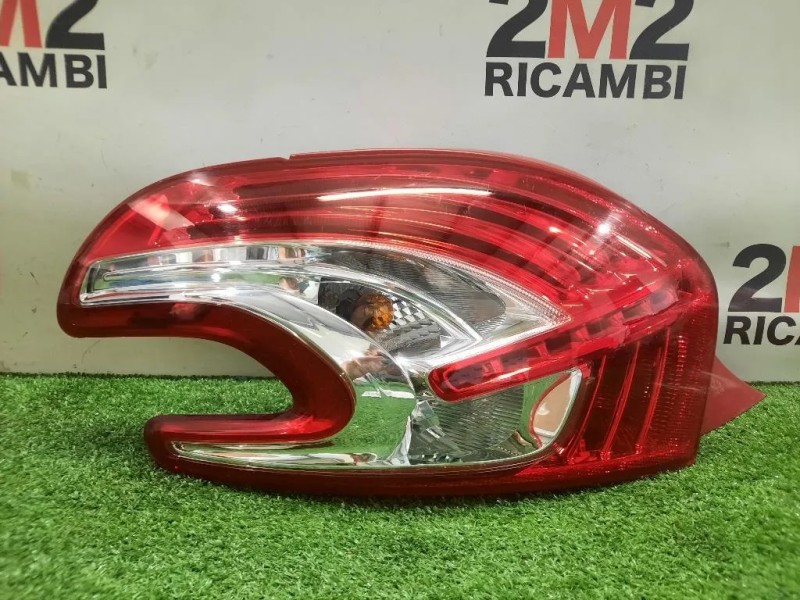 Fanale POST SX 9672628280 Peugeot 208 I 2012